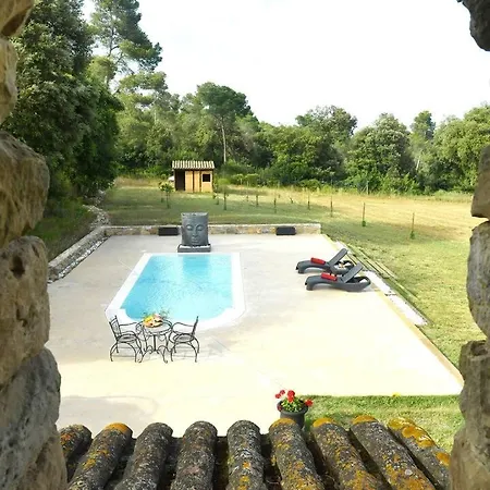 Casa rural Mas Valoria Peratallada